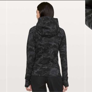 USED Lululemon scuba full zip hoodie Camo size 4